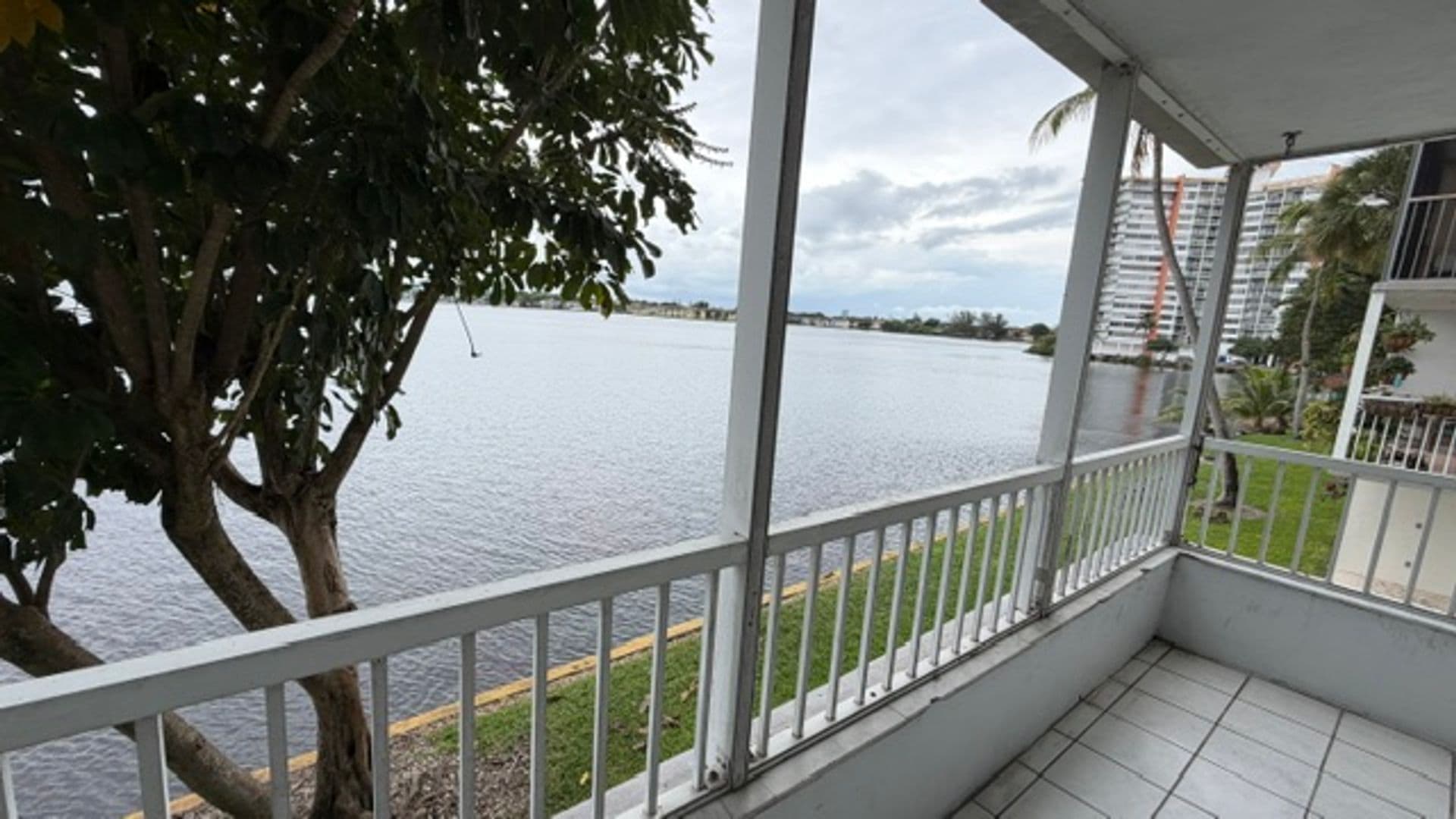 Miami House: 1175 Ne Miami Gardens Dr