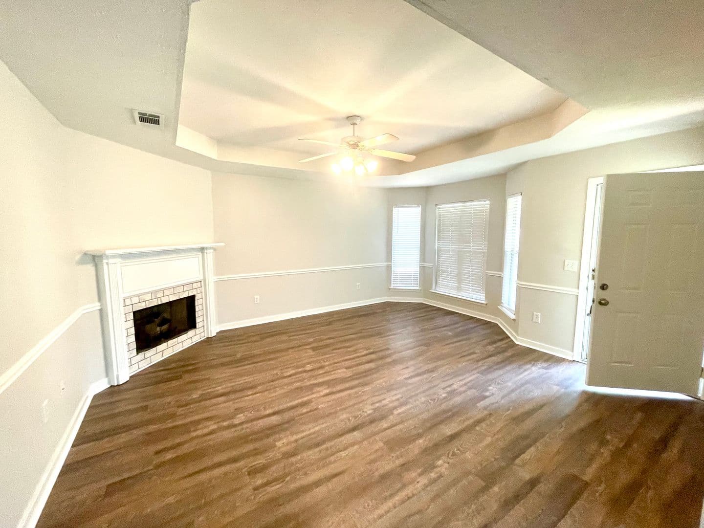 Brandon House: 1029 College South Cv