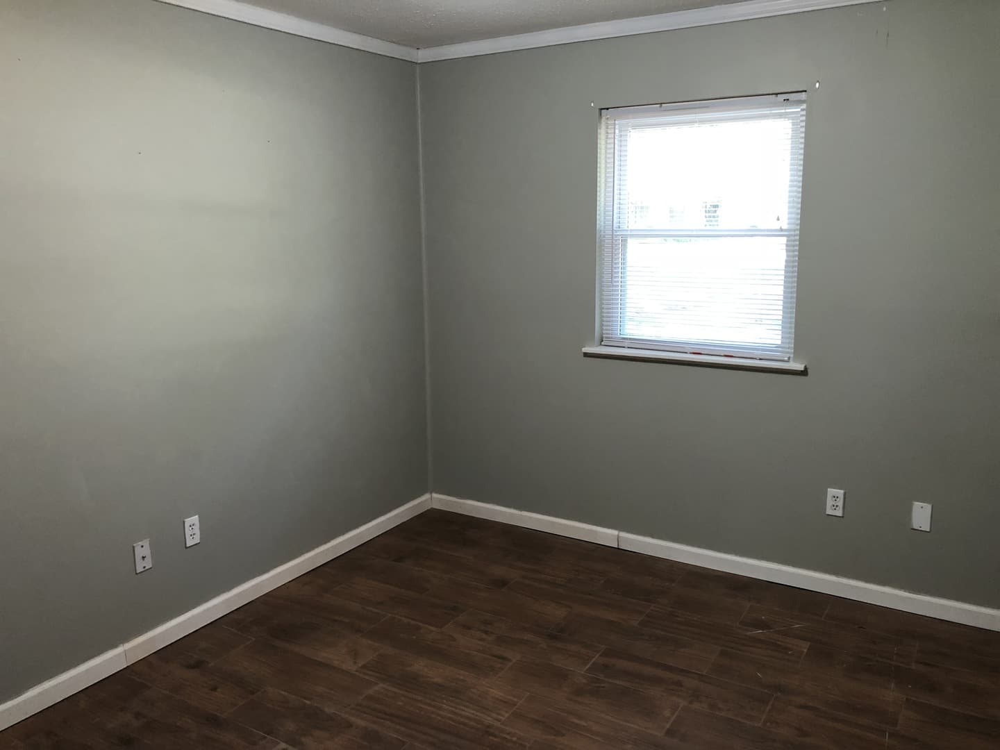 Madison House: 157 Mackey Dr