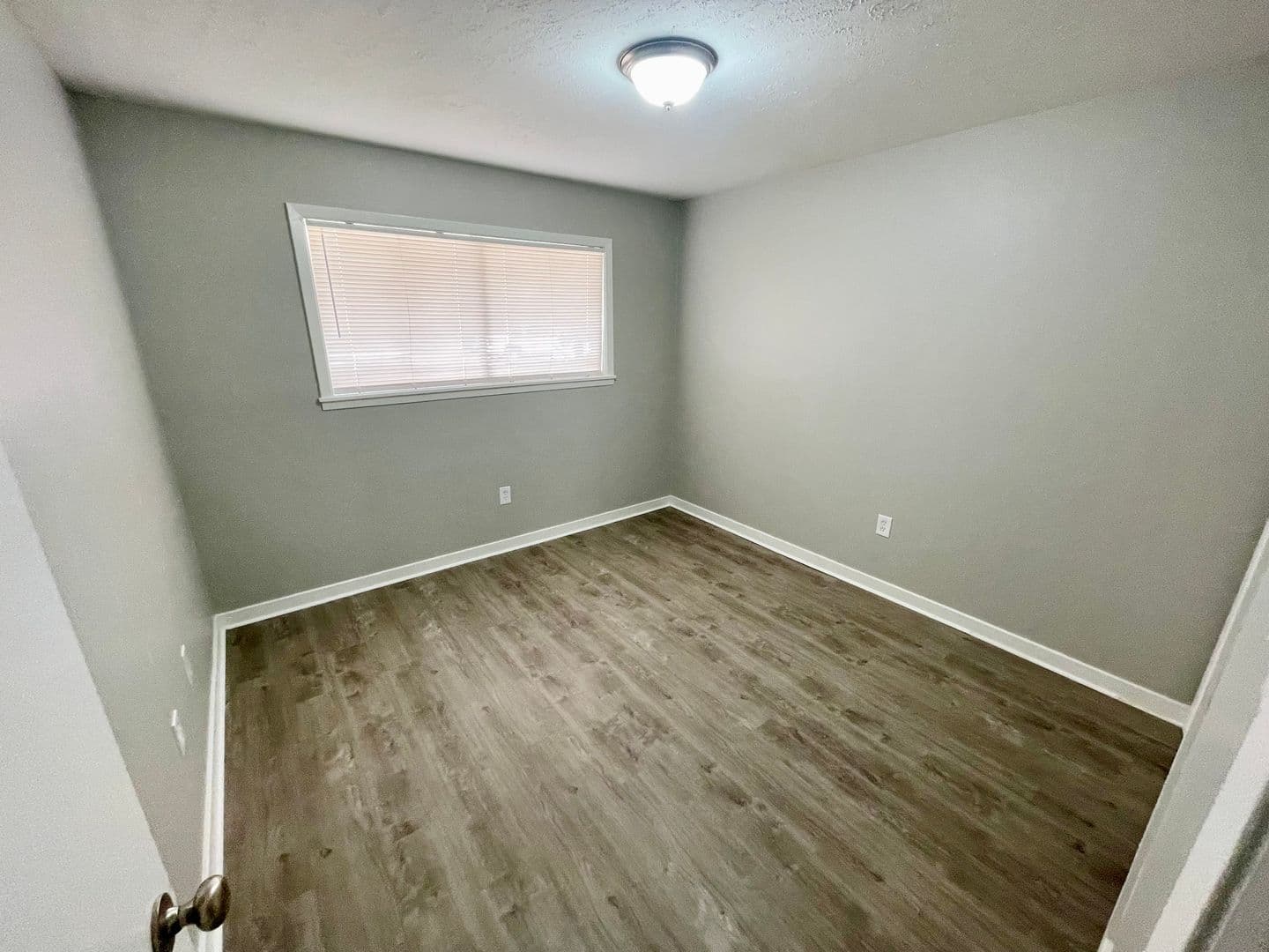 Pearl Apartment: 200 Lonnie T Jenkins Dr