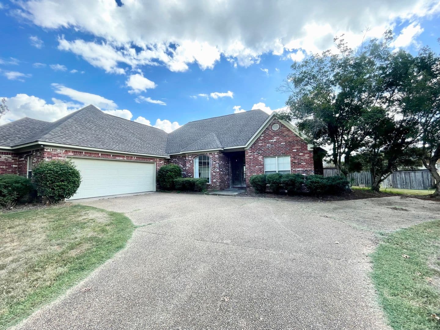 Canton House: 101 Bear Creek Ct