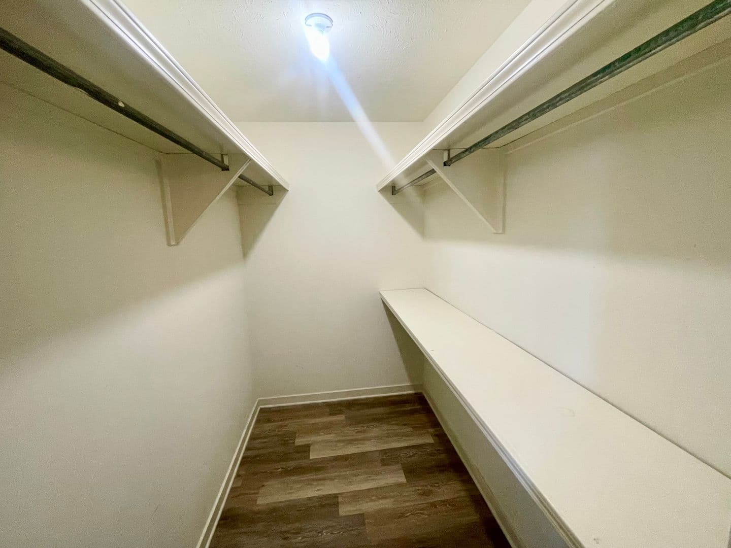 Pearl House: 242 Village Cv