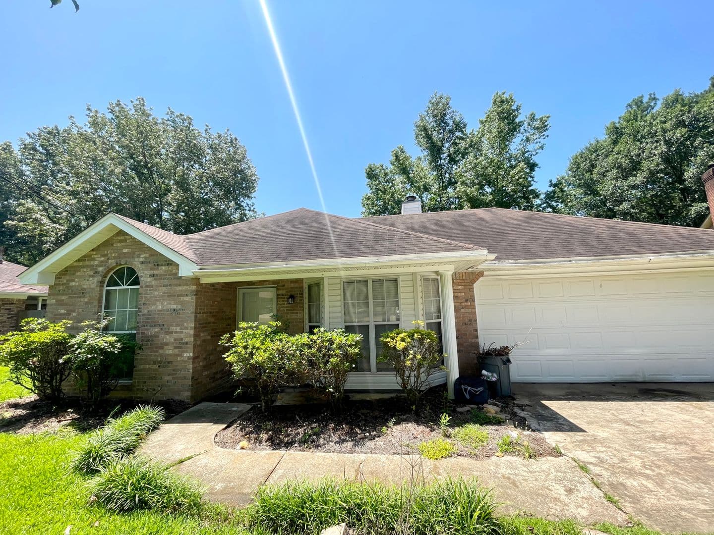 Brandon House: 1029 College South Cv