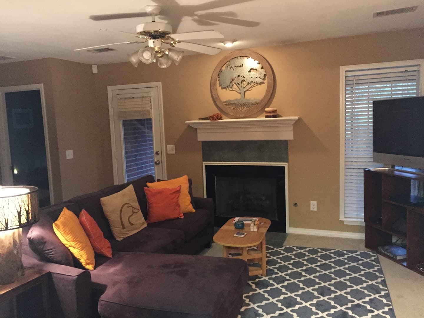 Brandon Townhome: 418 Woodlake Ln