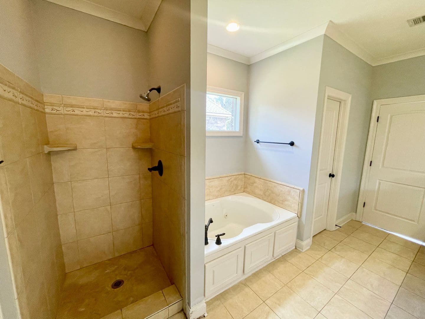 Canton House: 101 Bear Creek Ct