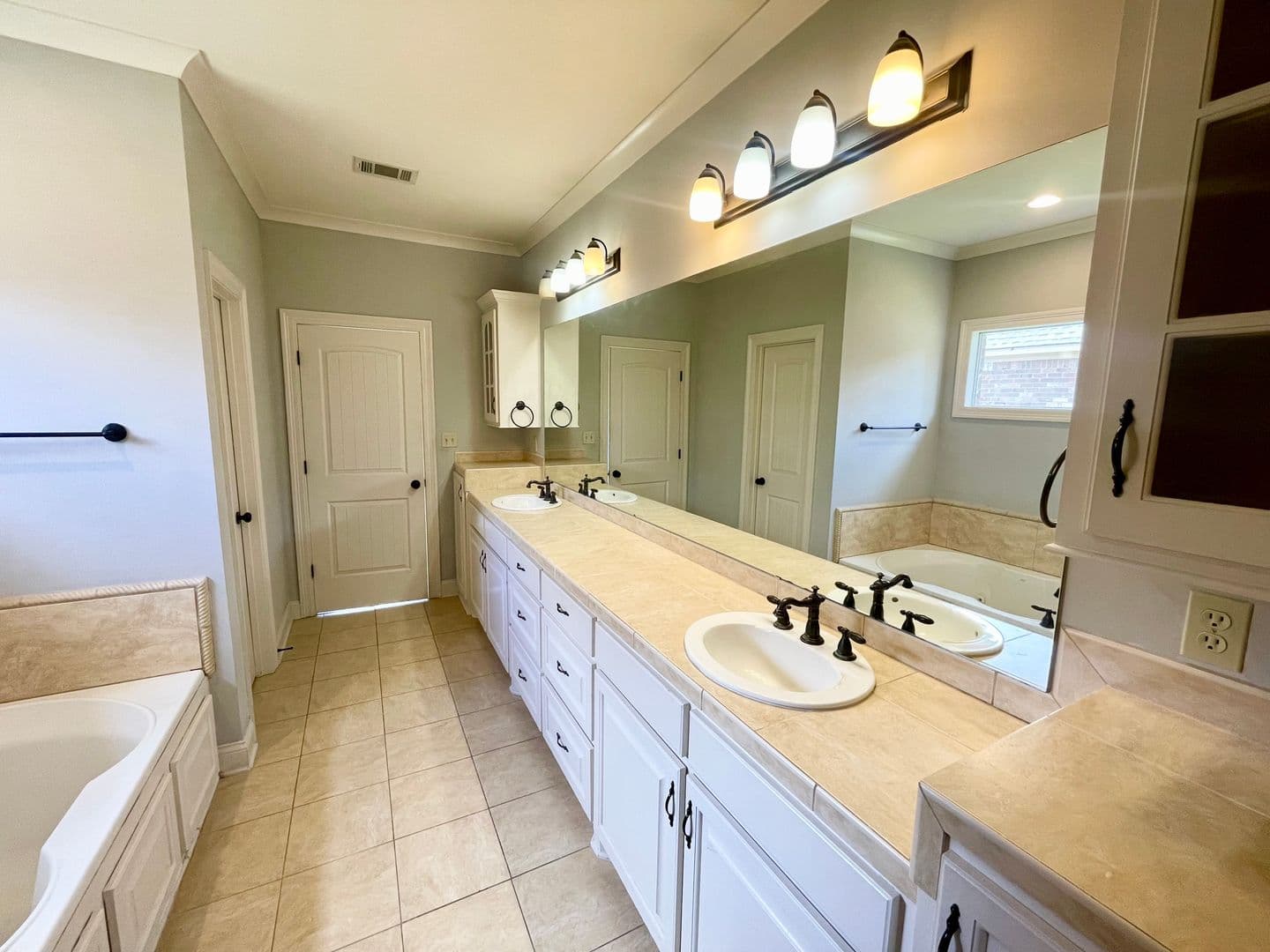 Canton House: 101 Bear Creek Ct