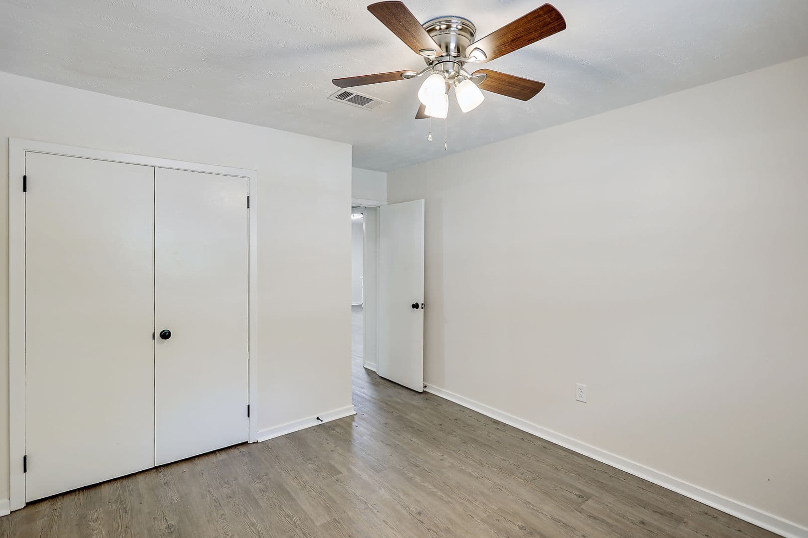 Brandon Apartment: 119 Prescott Dr