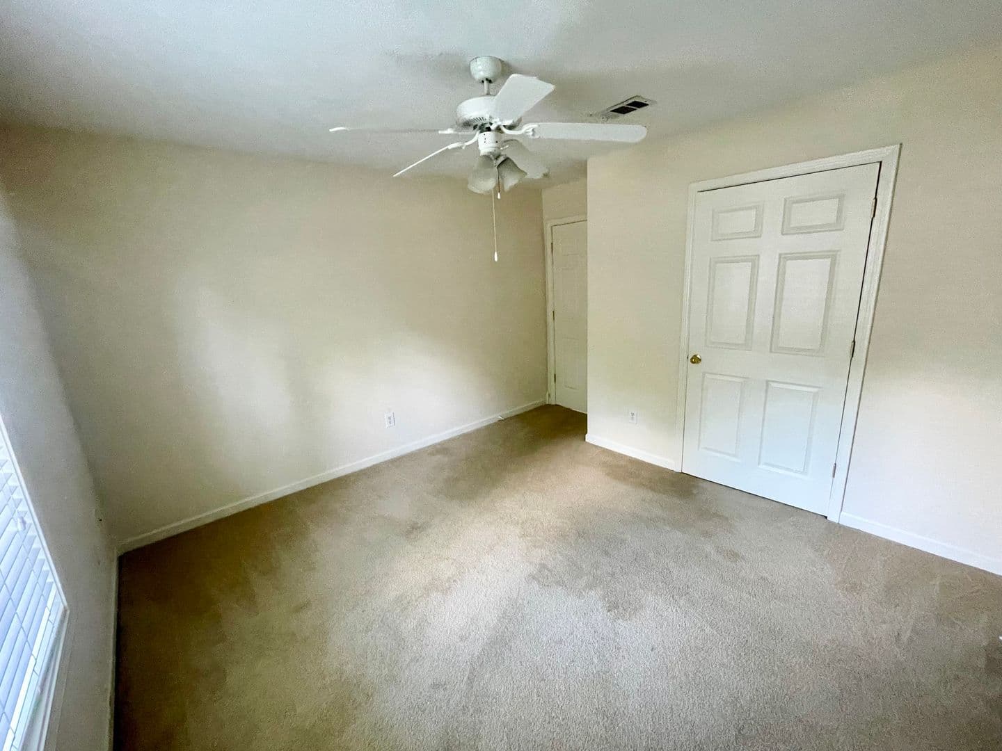 Flowood House: 311 Longleaf Dr