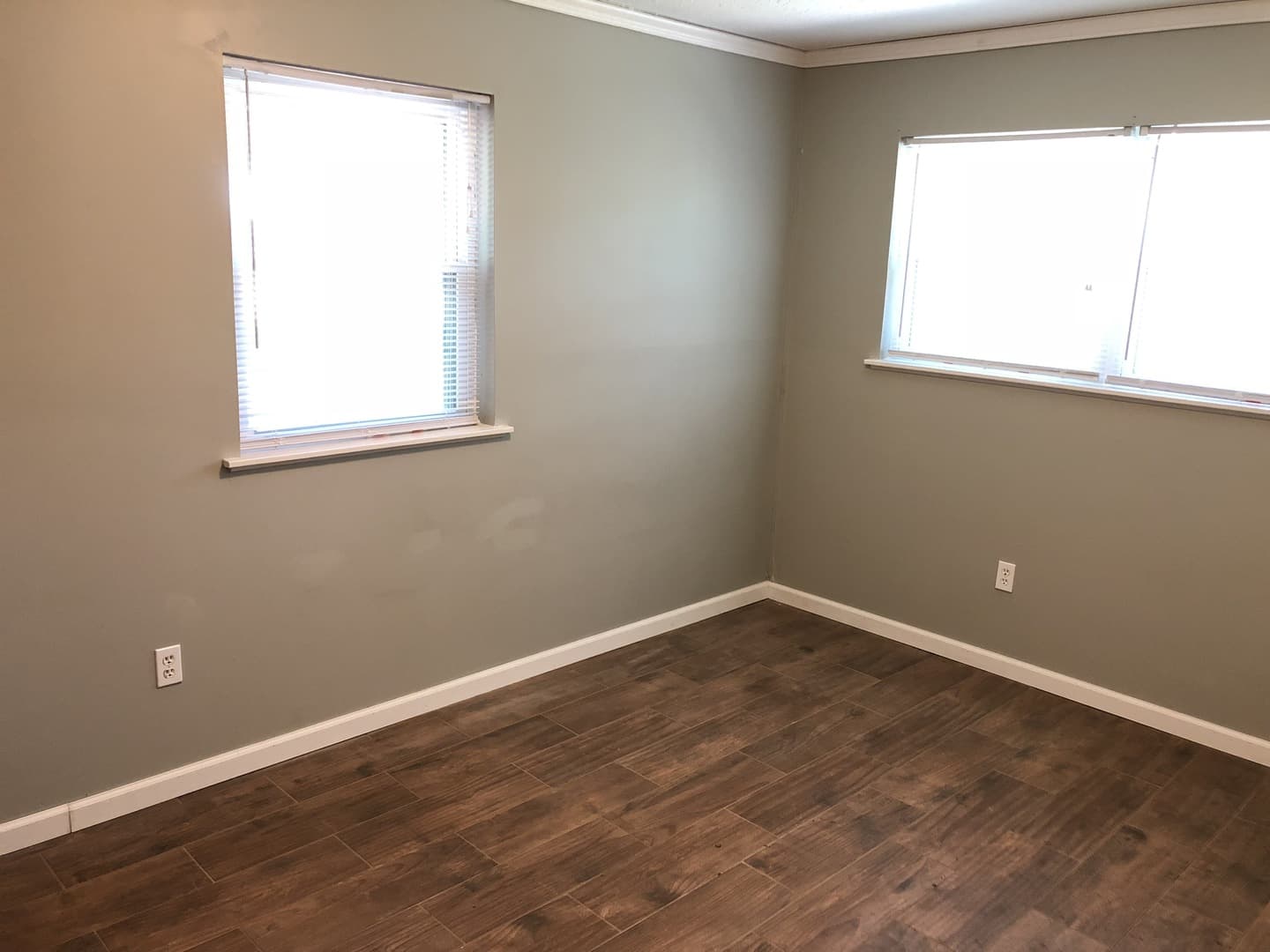 Madison House: 157 Mackey Dr