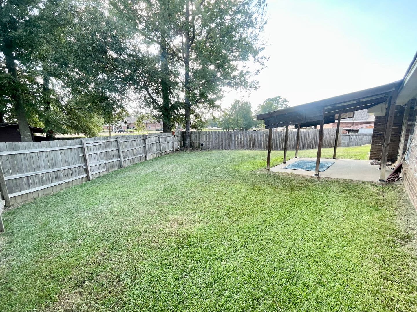 Flowood House: 311 Longleaf Dr
