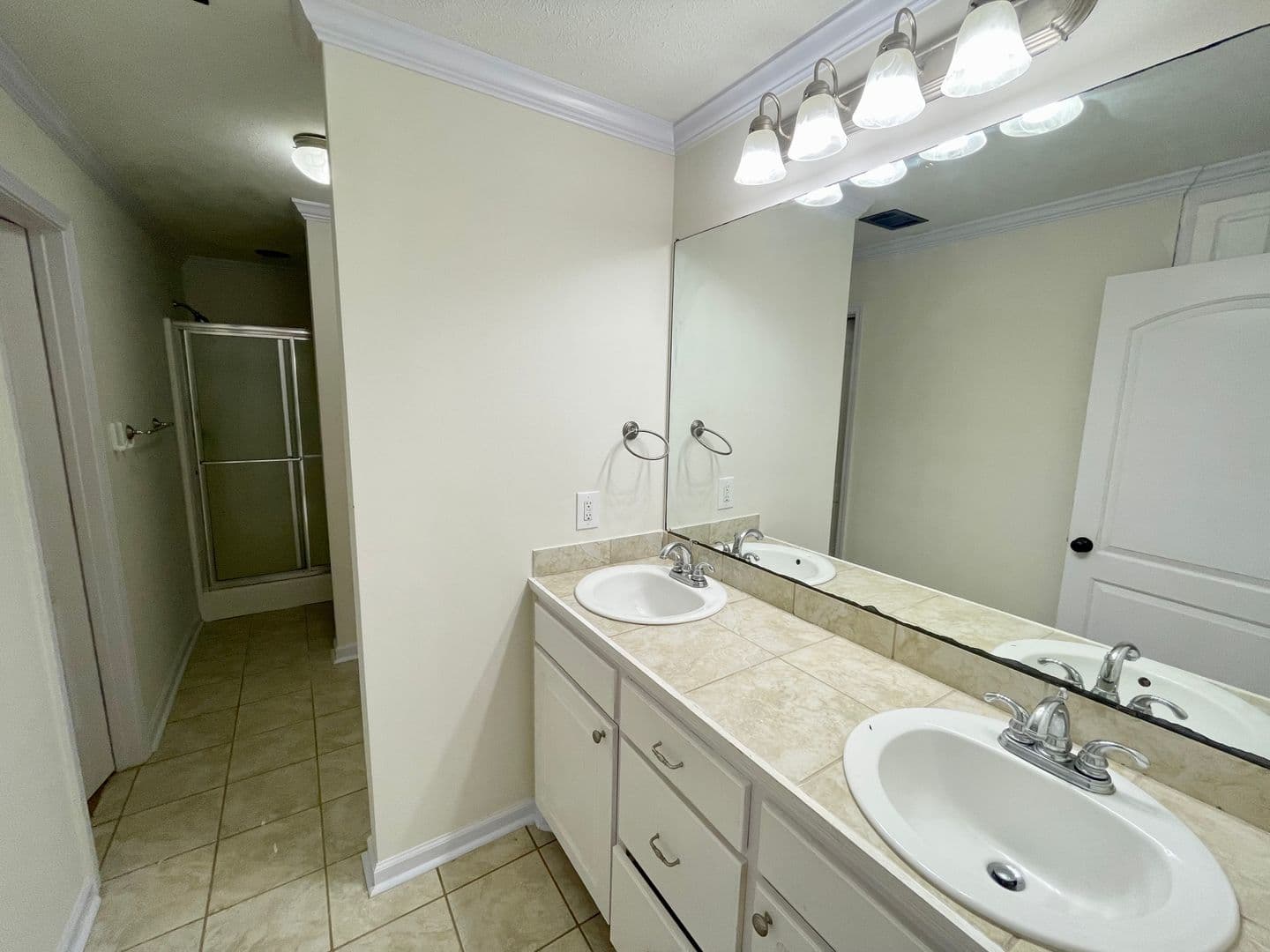 Canton House: 111 Stapleton Dr