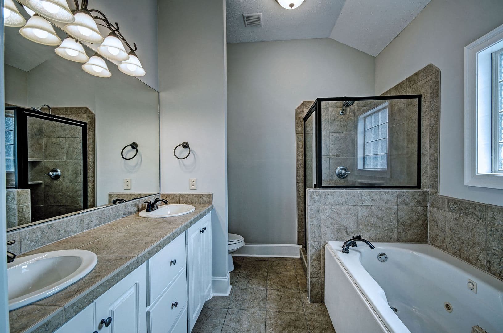 Canton House: 123 Cedar Green Dr