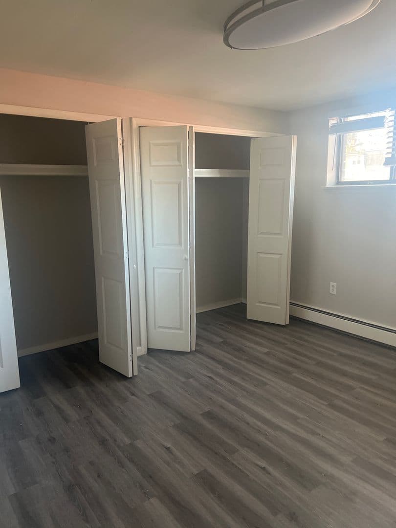 HARTFORD Apartment: 100 PROSPECT AVE
