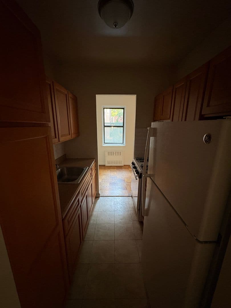 Yonkers Apartment: 787-793 McLean Ave