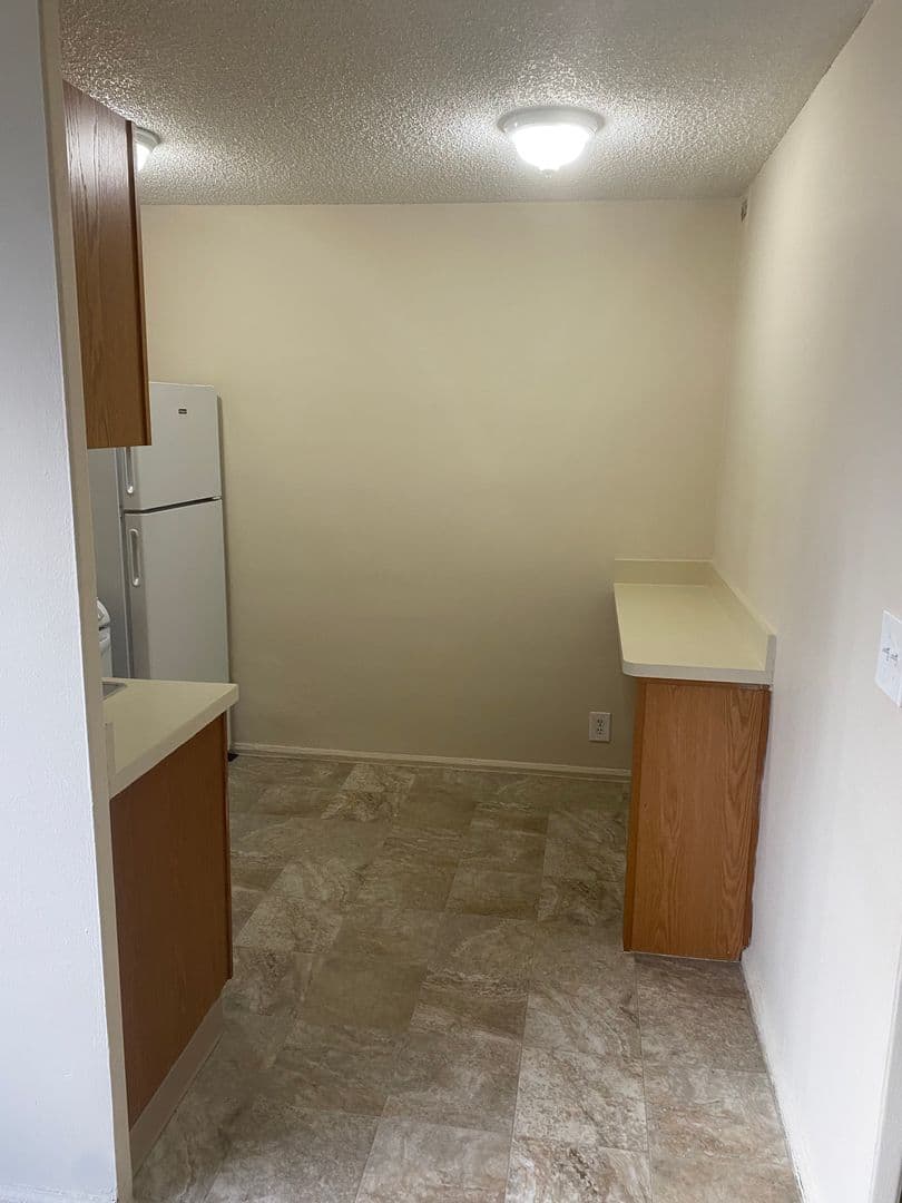 HARTFORD Apartment: 600 ASYLUM AVE
