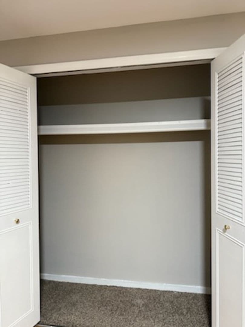 HARTFORD Apartment: 100 PROSPECT AVE