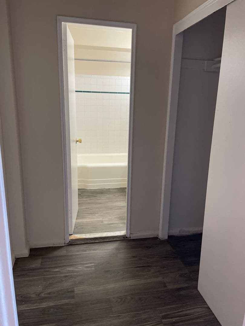 HARTFORD Apartment: 600 ASYLUM AVE