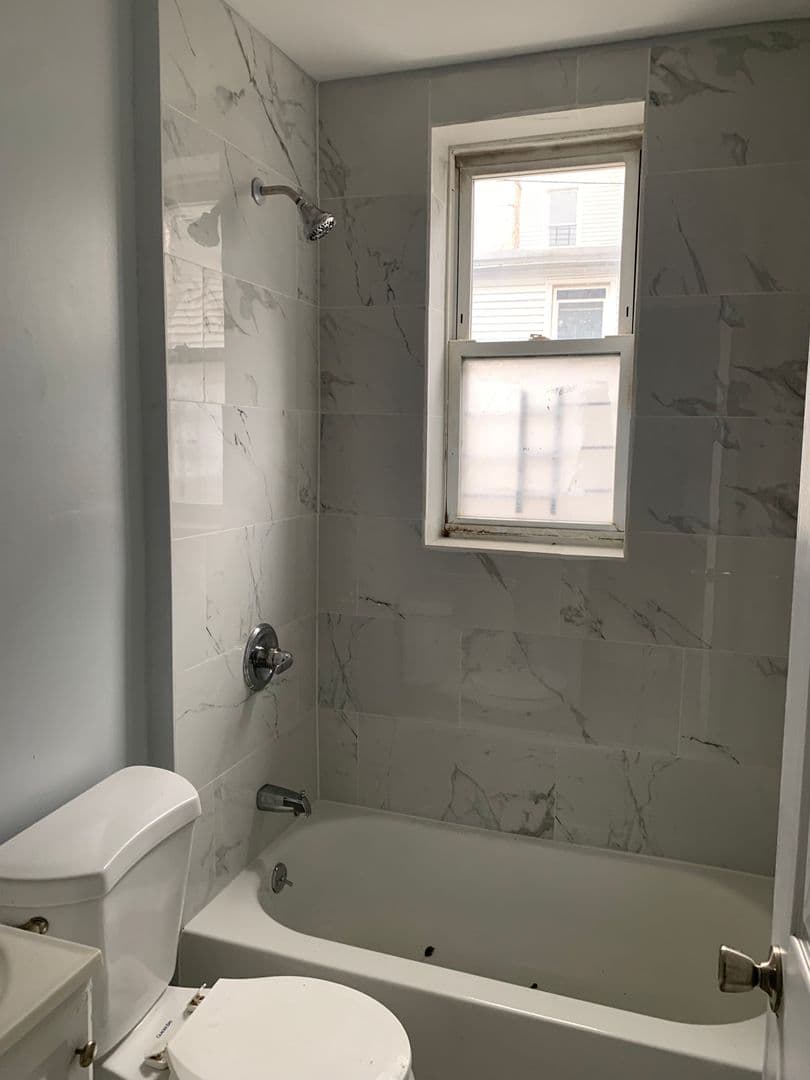 Yonkers Apartment: 41 Linden Street