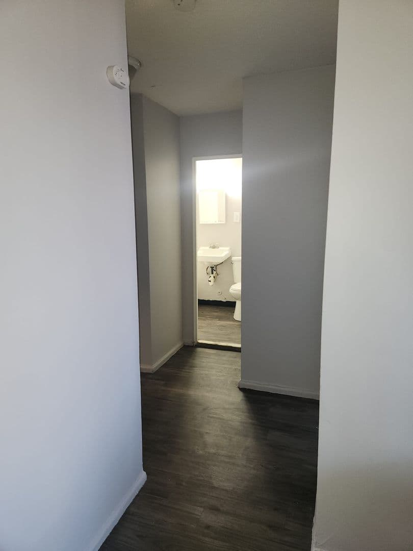 HARTFORD Apartment: 600 ASYLUM AVE