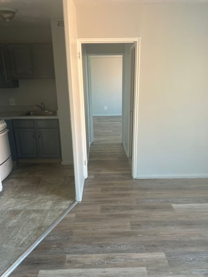 HARTFORD Apartment: 600 ASYLUM AVE