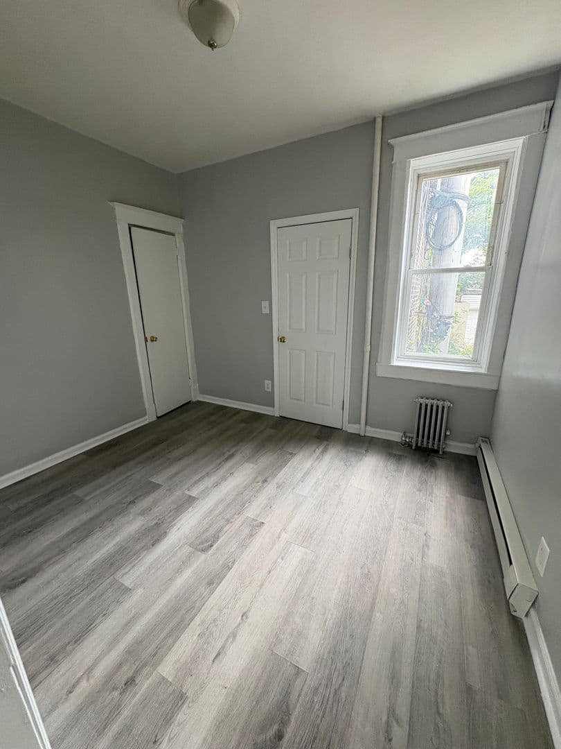 Yonkers Apartment: 41 Linden Street