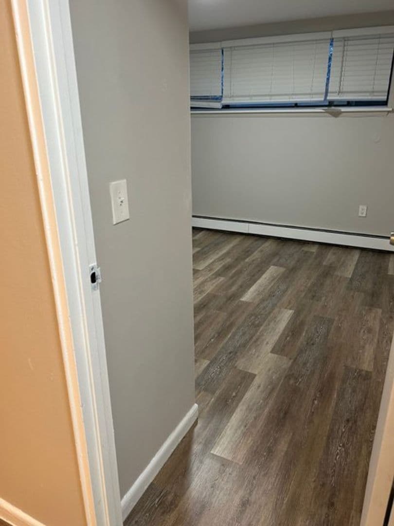 HARTFORD Apartment: 100 PROSPECT AVE