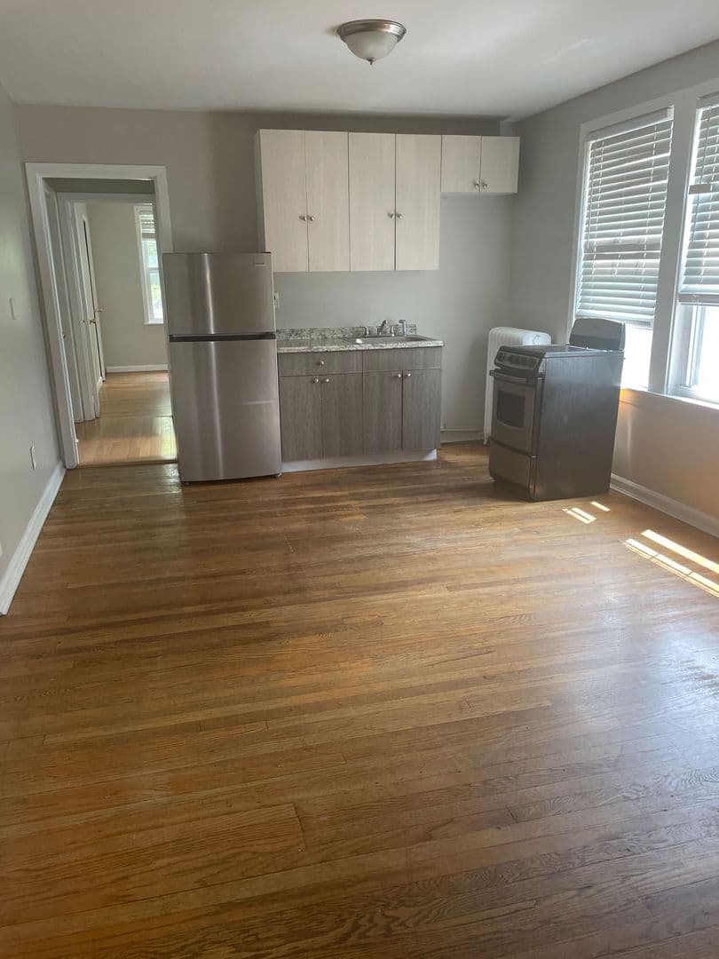 HARTFORD Apartment: 358-368 PROSPECT AVE