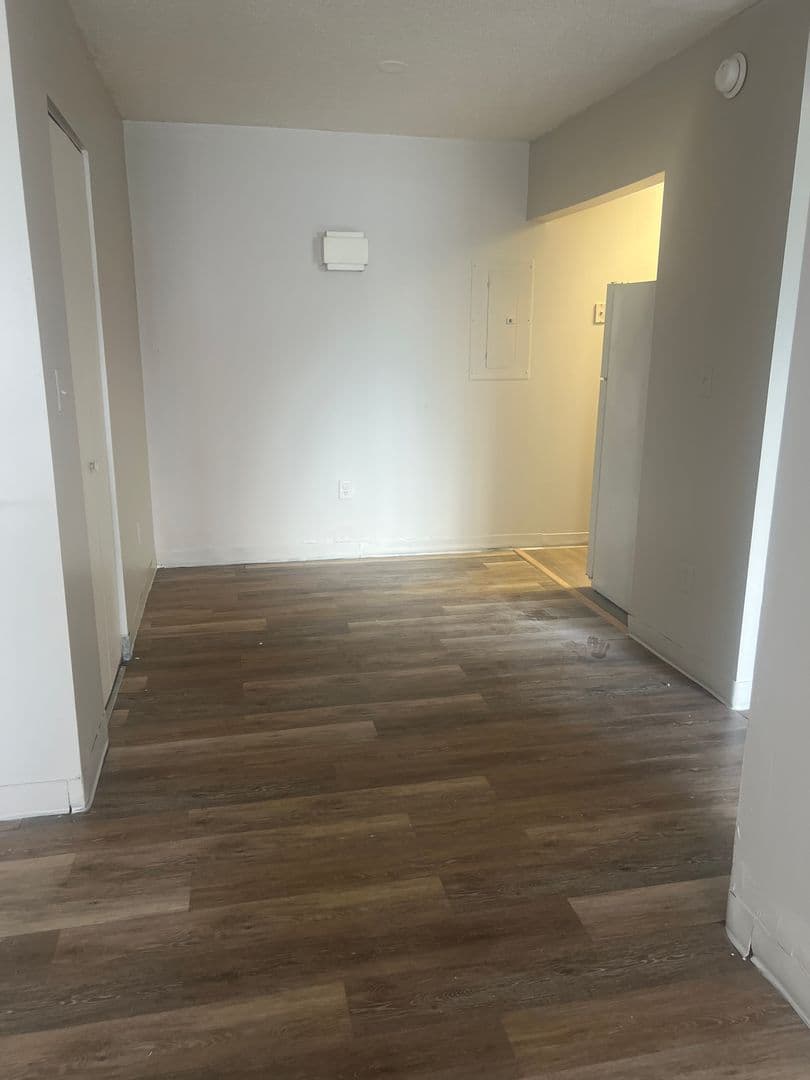 HARTFORD Apartment: 600 ASYLUM AVE