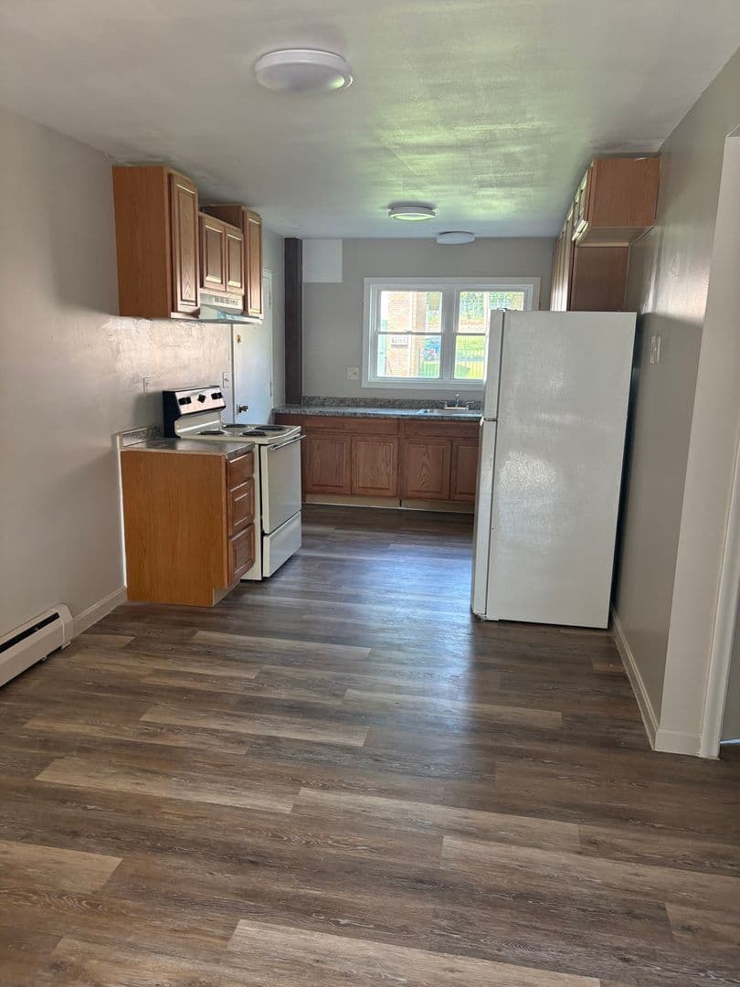 HARTFORD Apartment: 367 BROADVIEW TERRACE