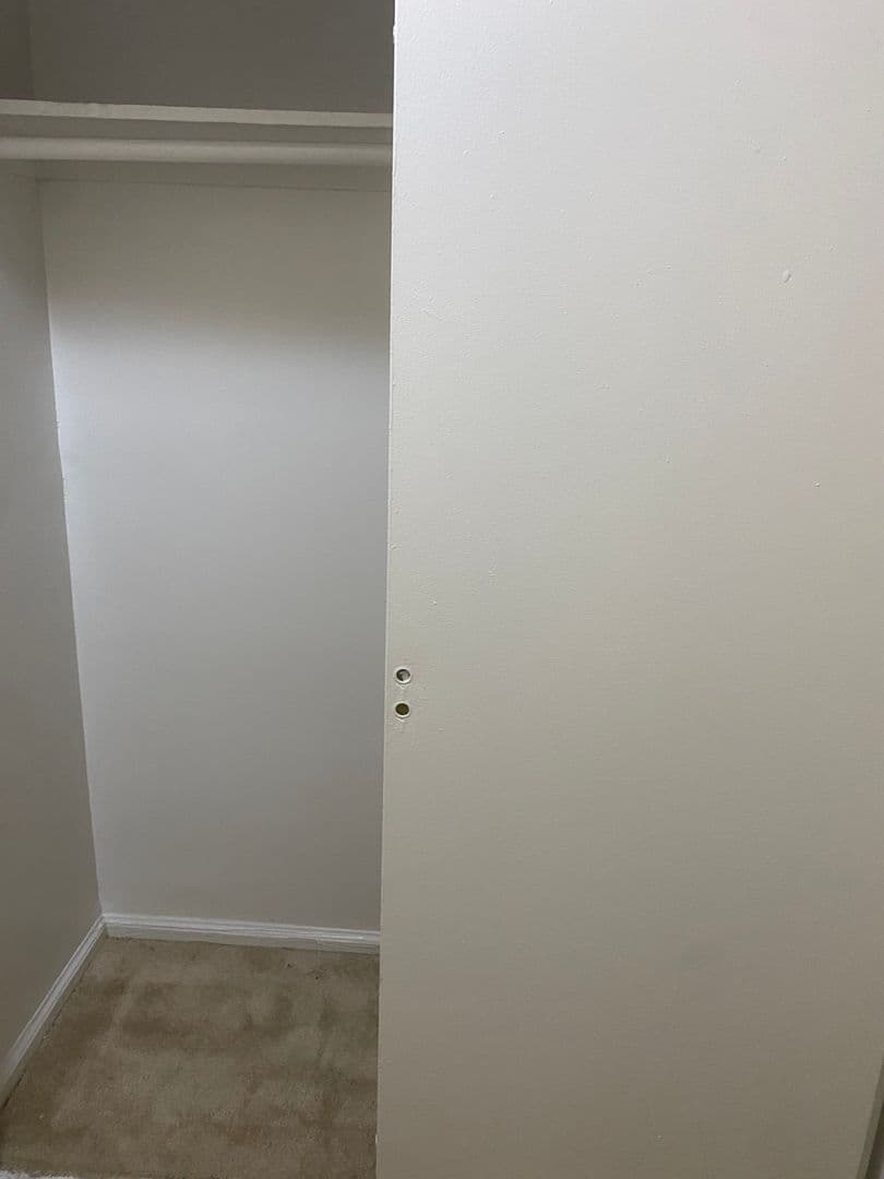HARTFORD Apartment: 600 ASYLUM AVE