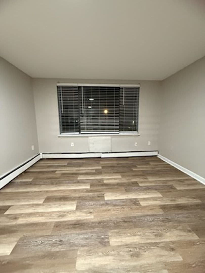 HARTFORD Apartment: 100 PROSPECT AVE