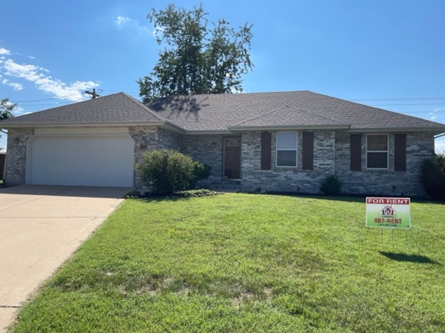 Springfield House: 3666 W Vincent Dr