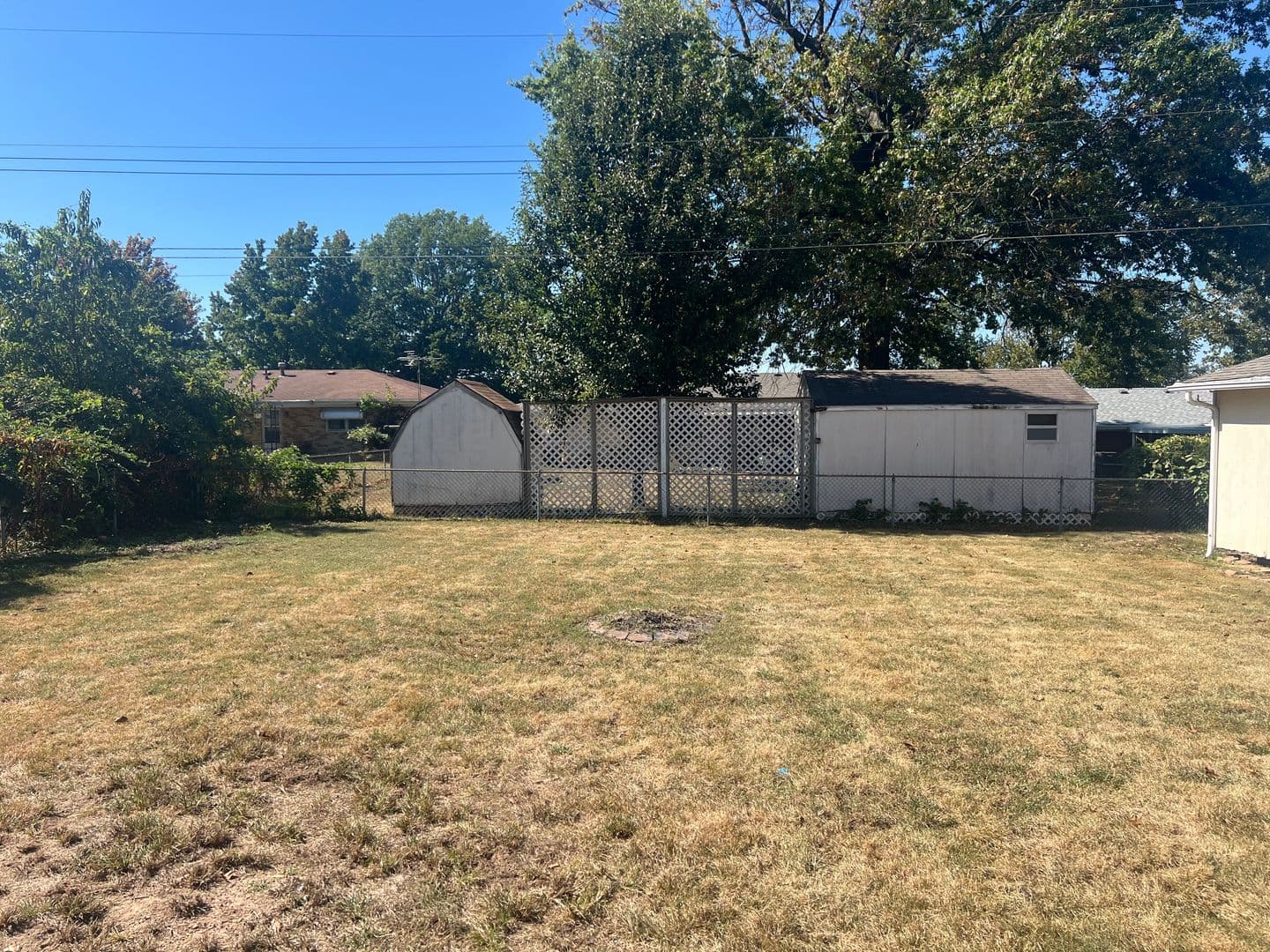 Springfield House: 3463 N. Fremont Ave