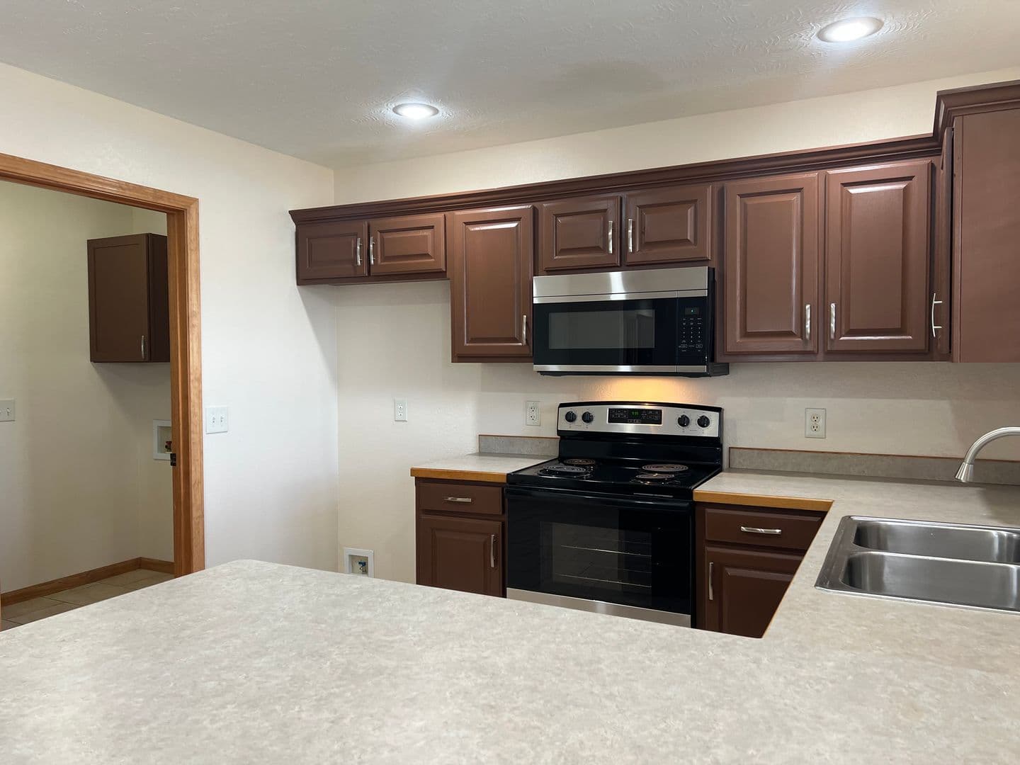 Ozark House: 2605 W Garton Rd