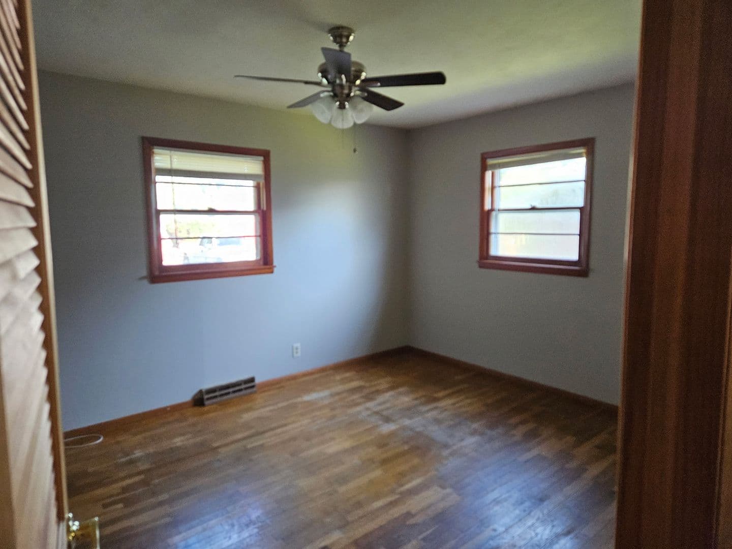 Springfield House: 3463 N. Fremont Ave