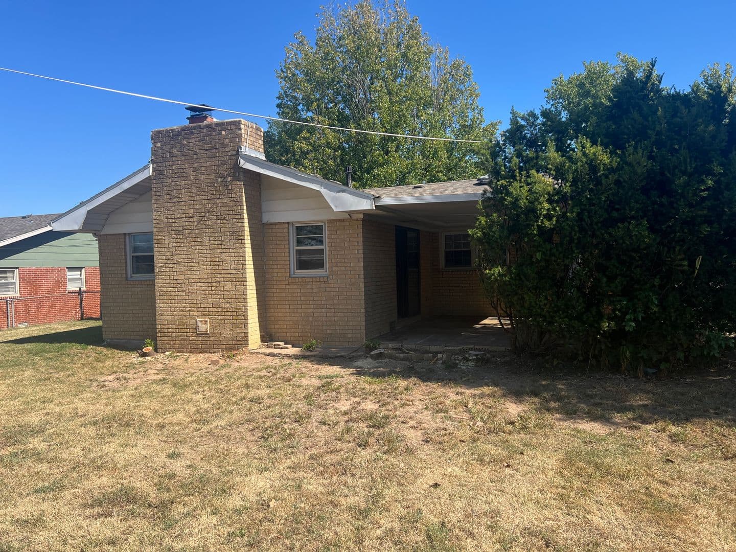 Springfield House: 3463 N. Fremont Ave