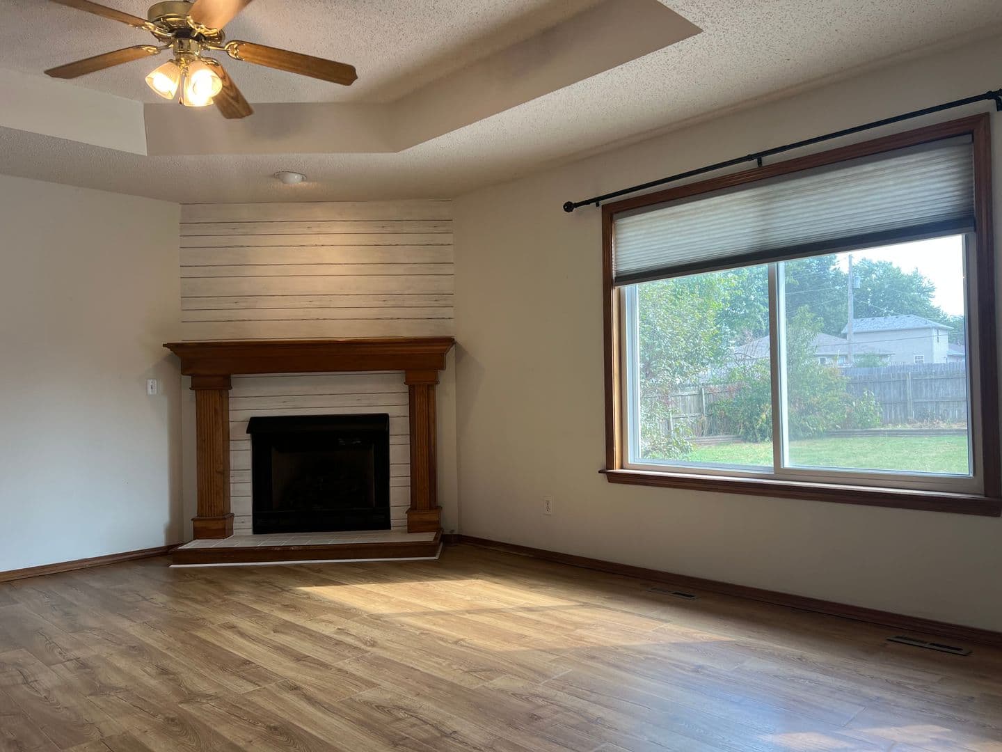 Nixa House: 708 S Redwood Ct