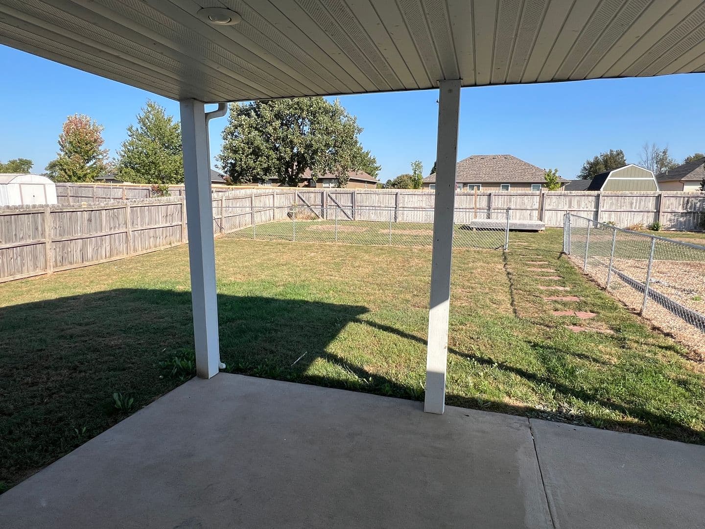 Ozark House: 2605 W Garton Rd