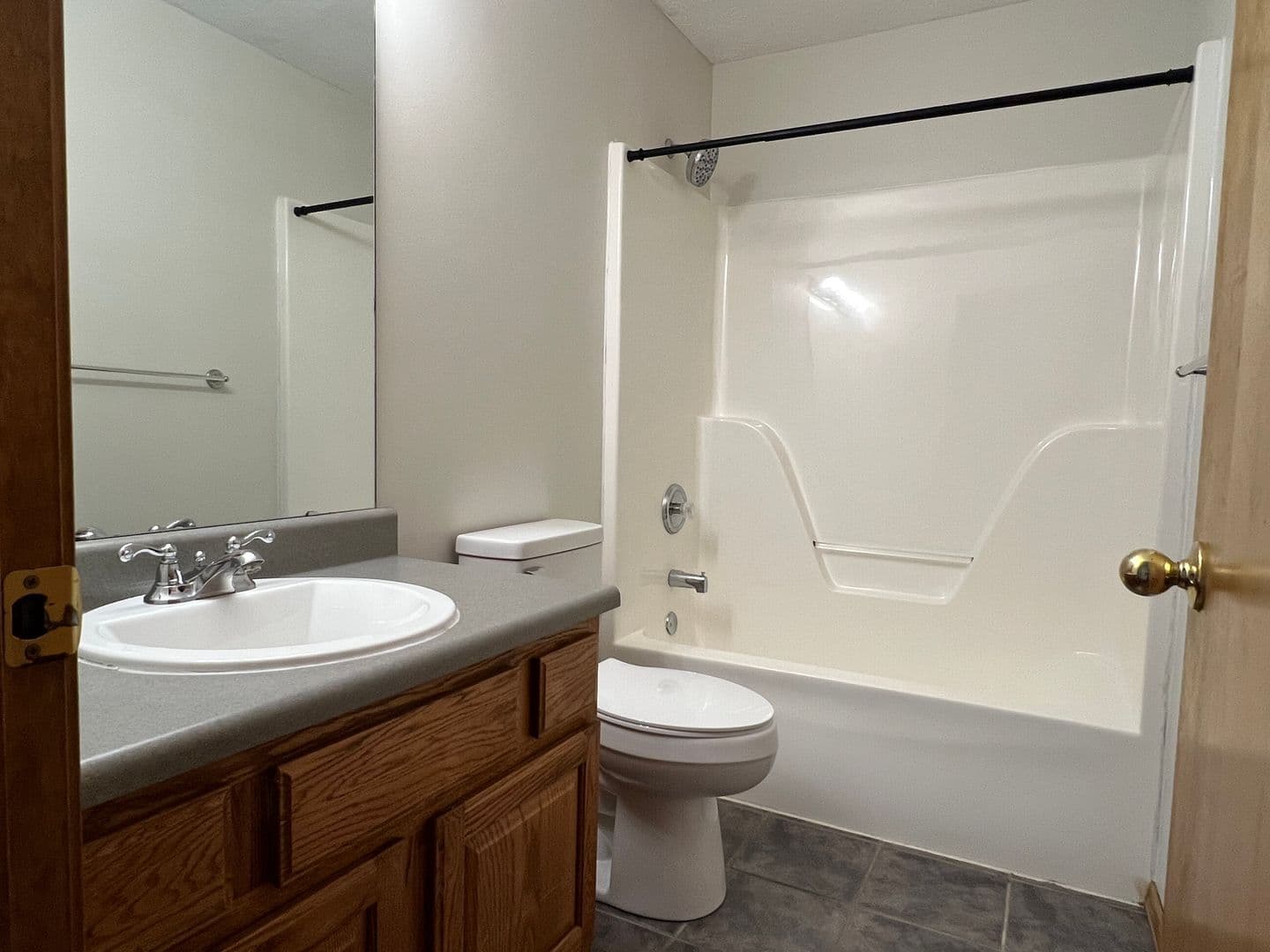 Springfield House: 3666 W Vincent Dr