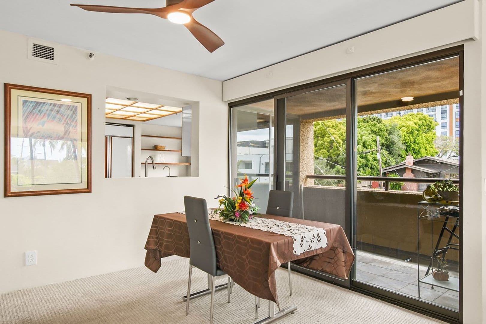 San Diego Condo: 230 W. Laurel St. 506