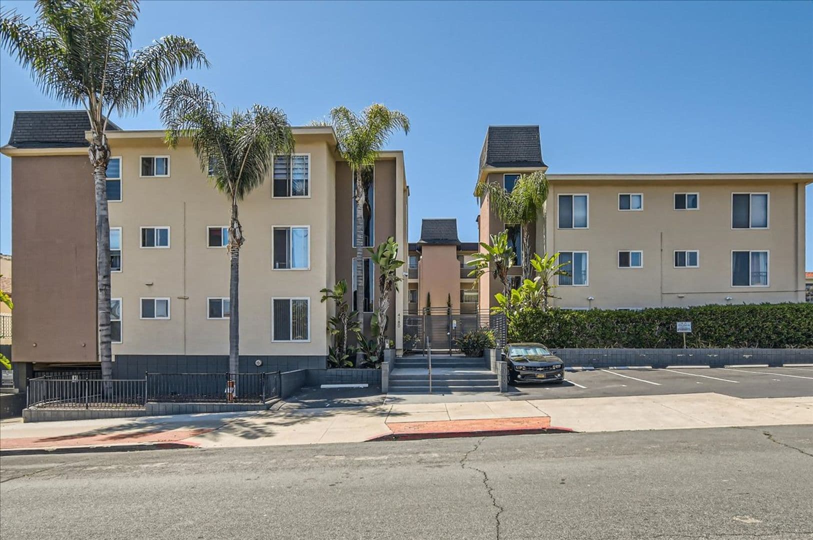 San Diego Condo: 4180 Louisiana St Apt 1K