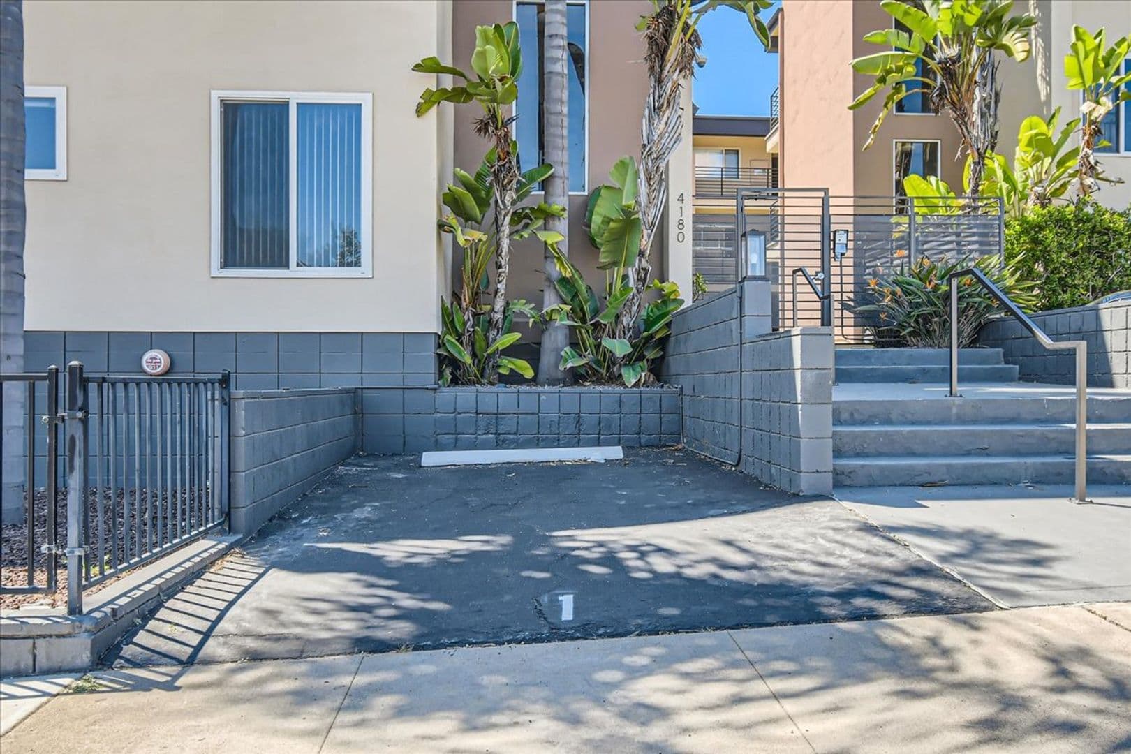 San Diego Condo: 4180 Louisiana St Apt 1K