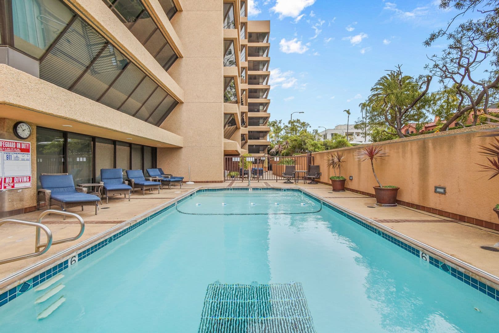 San Diego Condo: 230 W. Laurel St. 506