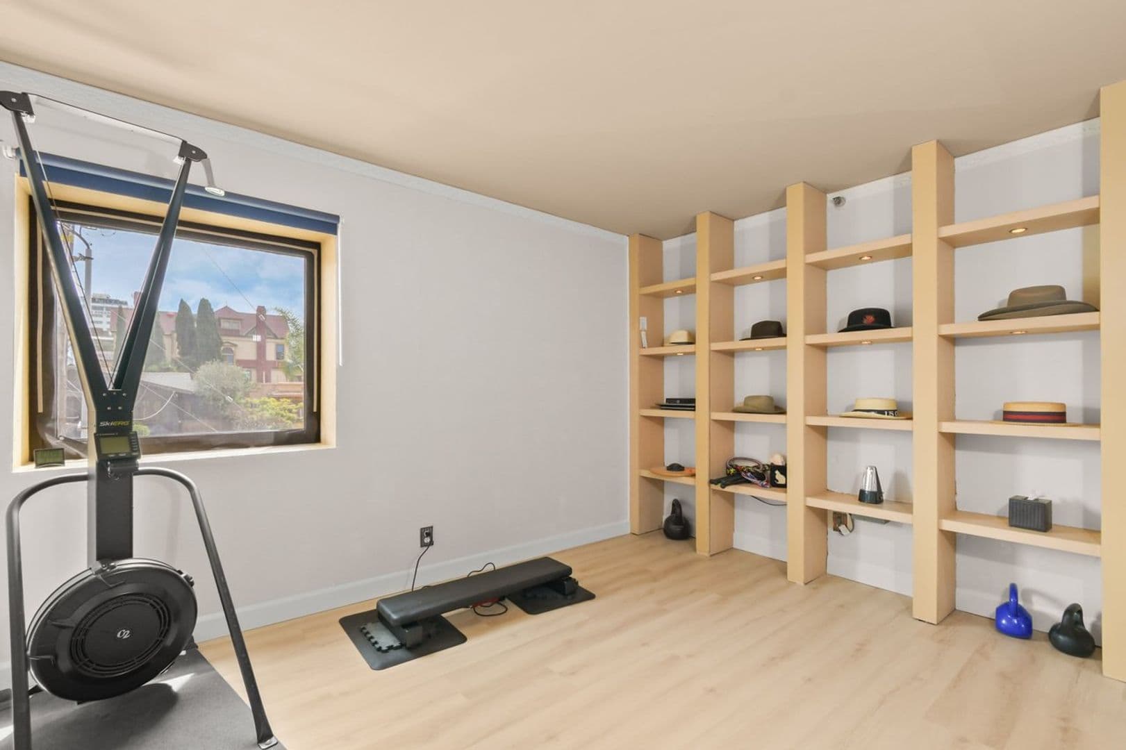 San Diego Condo: 230 W. Laurel St. 506