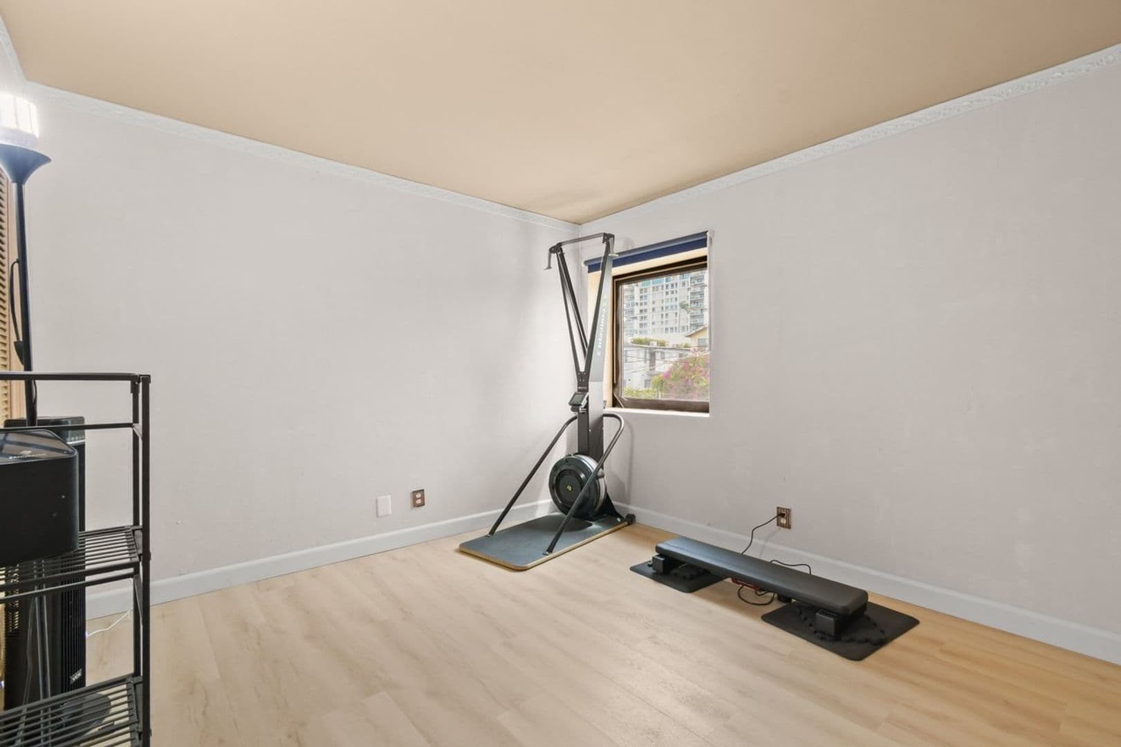 San Diego Condo: 230 W. Laurel St. 506
