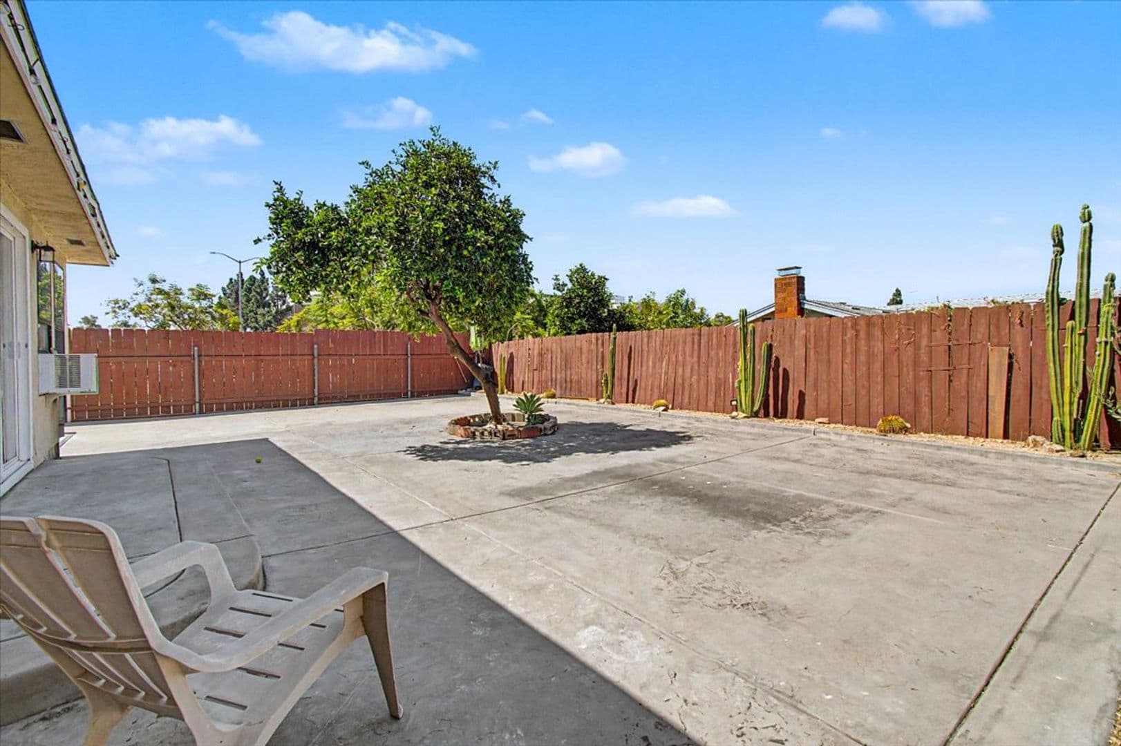 San Diego House: 6602 Crawford St.