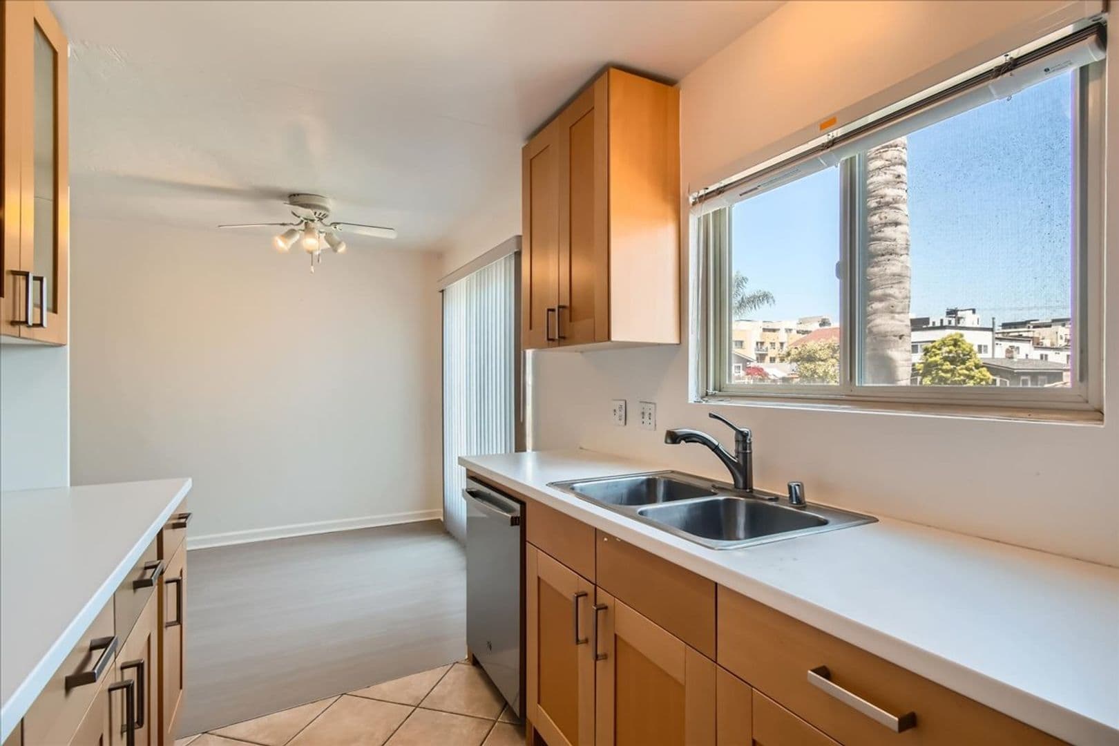 San Diego Condo: 4180 Louisiana St Apt 1K