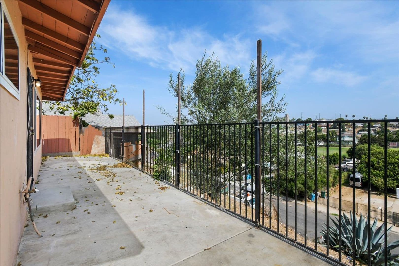 San Diego Apartment: 3875-77 Beta Street