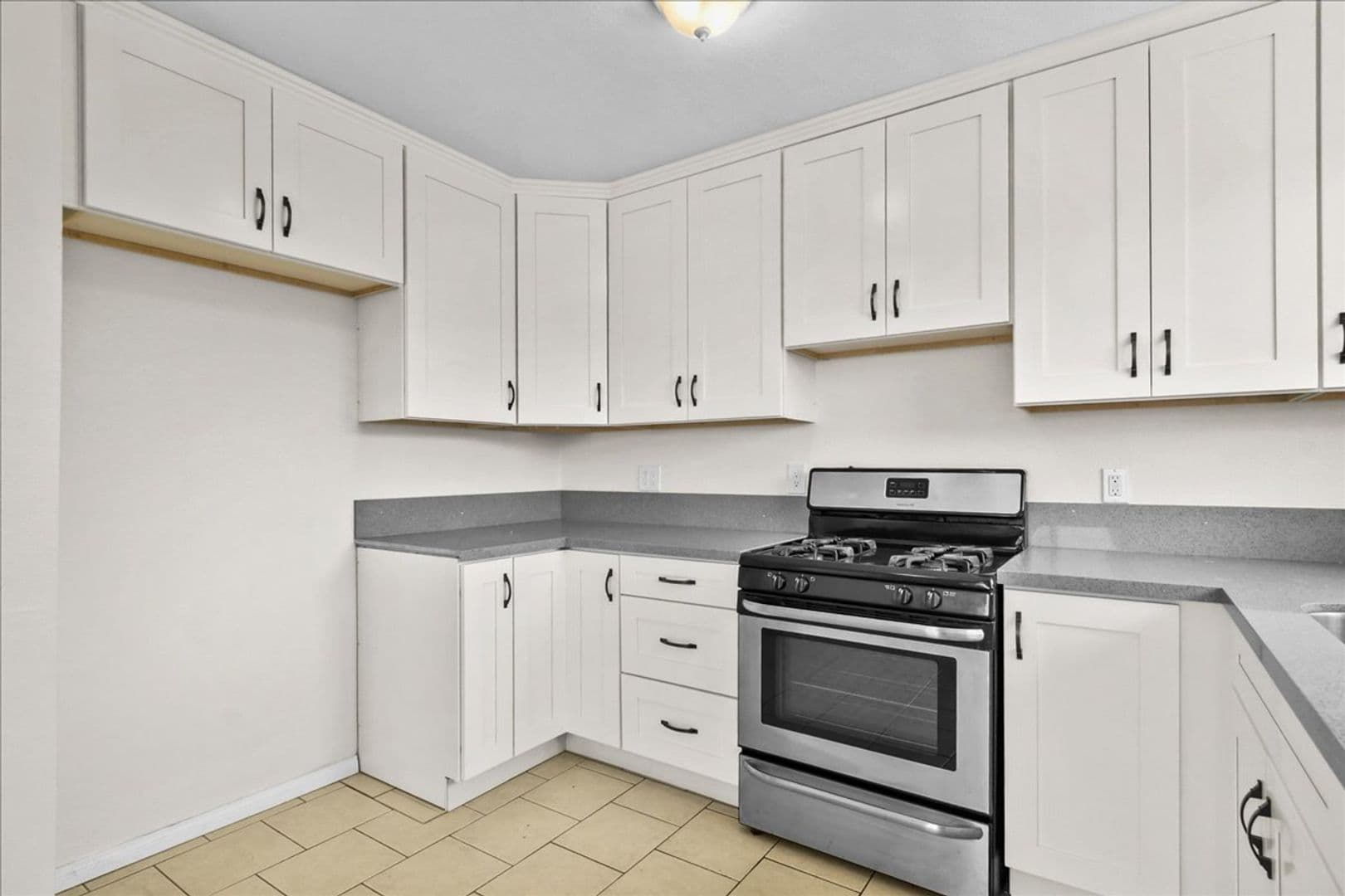 San Diego Apartment: 3875-77 Beta Street