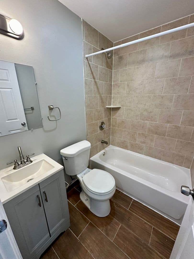 Philadelphia House: 5510 Walton Ave